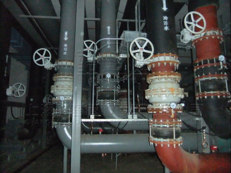 駱盈向新鄭機場提供上海橡膠接頭項目